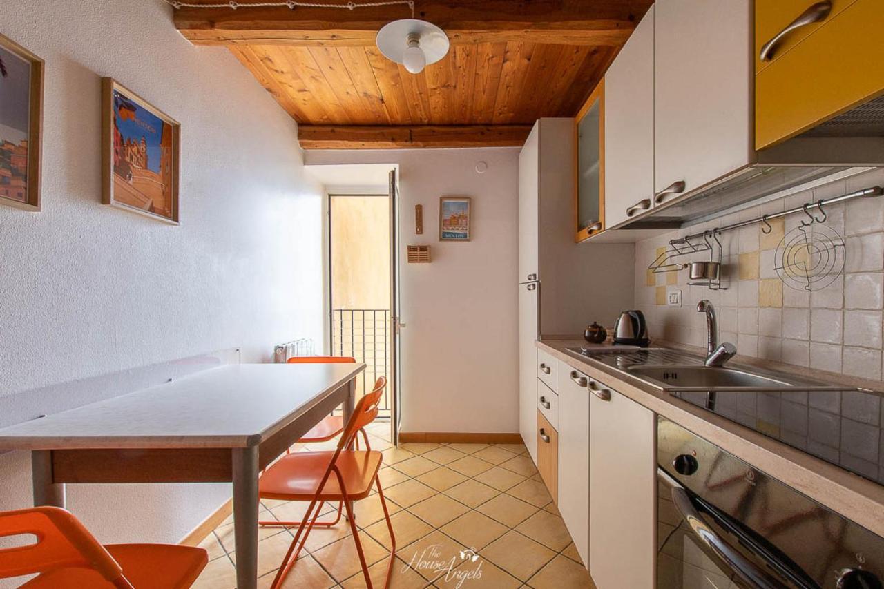 Vista Mare E Comfort In Centro Storico 芒通 外观 照片